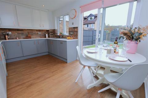 undefined, Sutherland Drive, Colliers Wood SW19