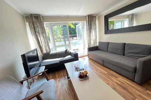 2 bedroom flat to rent, London NW1