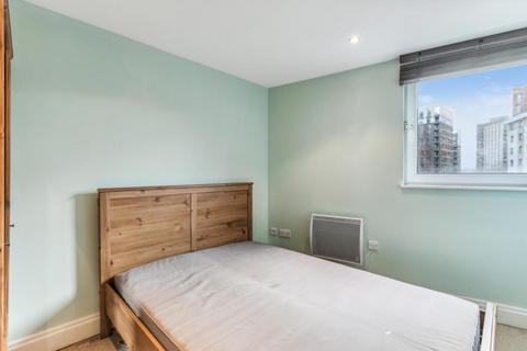 3 bedroom flat to rent, Omega Building
