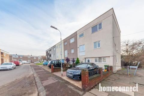 undefined, Roodegate, Basildon