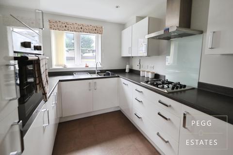 3 bedroom semi-detached house for sale, Larkspur Court, Paignton