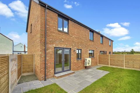 3 bedroom semi-detached house for sale, North Road, Holsworthy, Devon, EX22