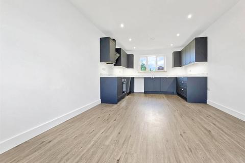 3 bedroom semi-detached house for sale, North Road, Holsworthy, Devon, EX22