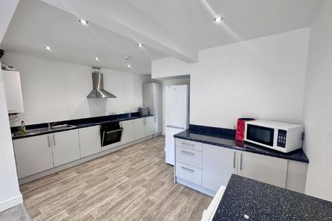 4 bedroom house to rent, Nottingham NG11