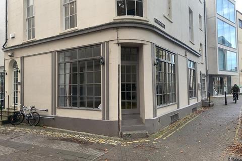 Office to rent, 8 Well Walk Cheltenham GL50 3JX