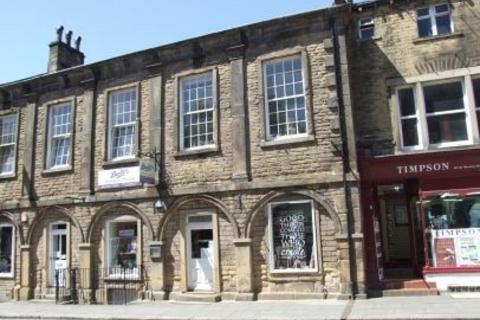 Retail property (high street) to rent, 74 High St Skipton BD23 1JJ