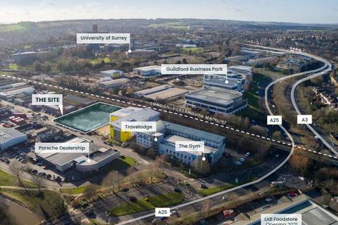 Land to rent, 5 Woodbridge Mdws Guildford GU1 1BA