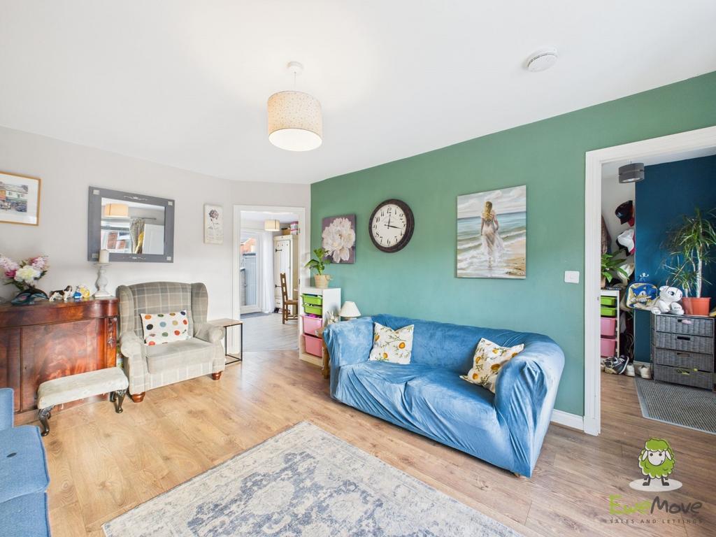 Living room - Brogden Drive - Ewemove Whitchurch a