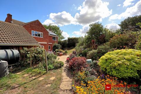 4 bedroom detached house for sale, Mell Road, Maldon, CM9