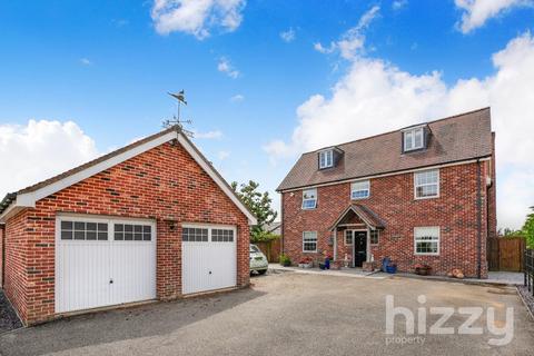 8 Ladbrook Close, Elmsett, Ipswich, IP7 6LD