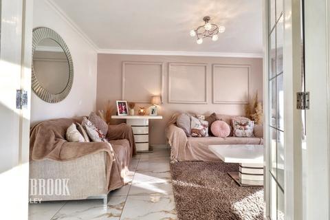 undefined, Longwall Close, Mapplewell