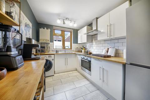 53 Stoneycroft Close, London, SE12 0SN