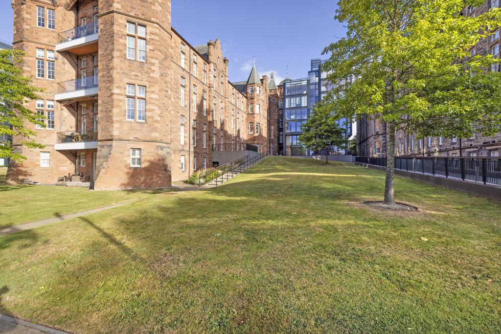 Communal Grounds