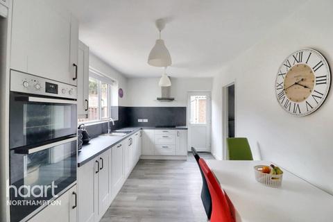 3 bedroom semi-detached house for sale, Church Close, Northampton