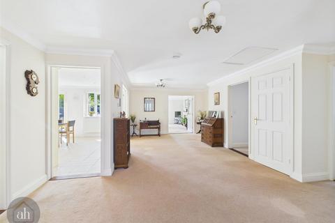 4 bedroom detached bungalow for sale, Barton Road, Thurston