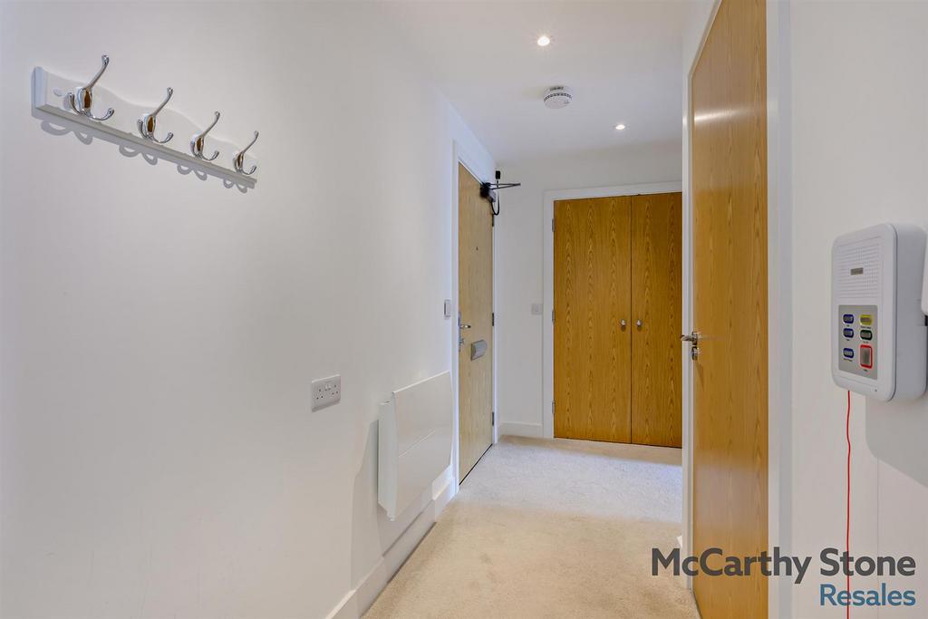 8661247-interior10-800.jpg