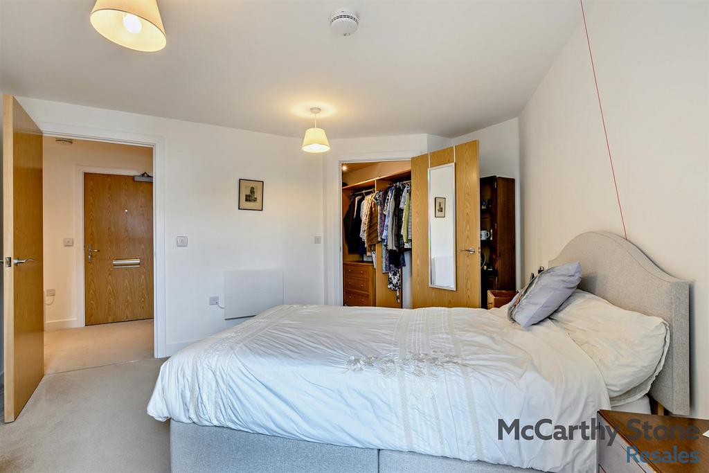8661247-interior18-800.jpg