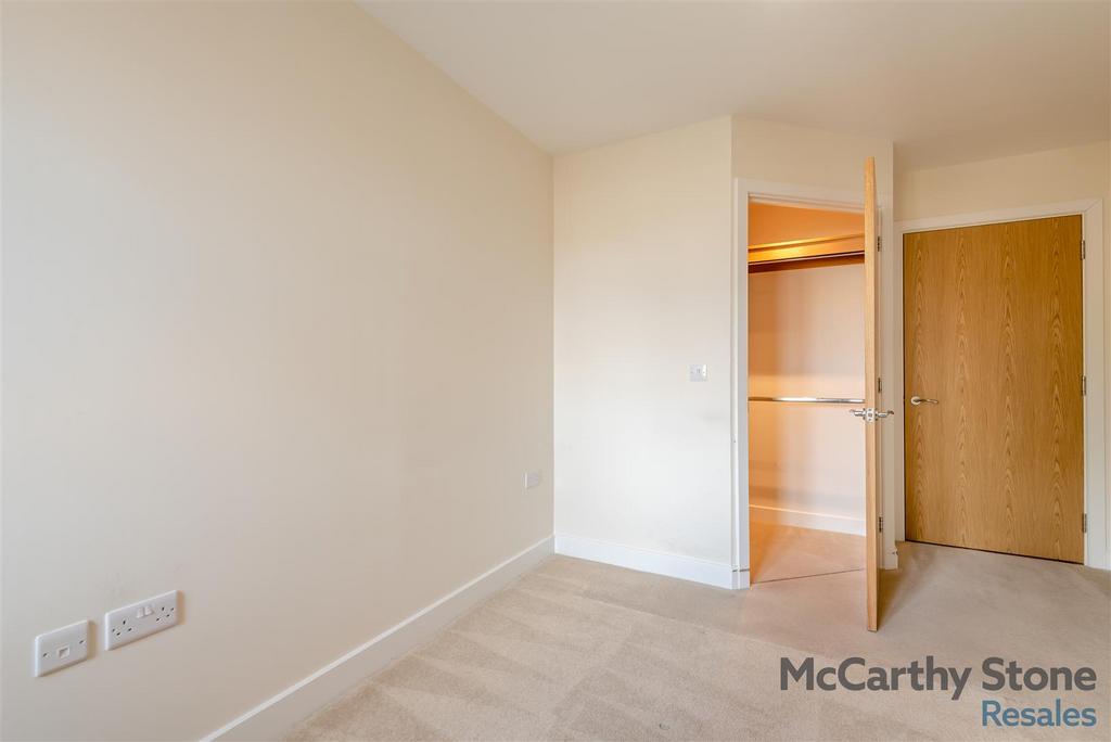 8662132-interior07.jpg