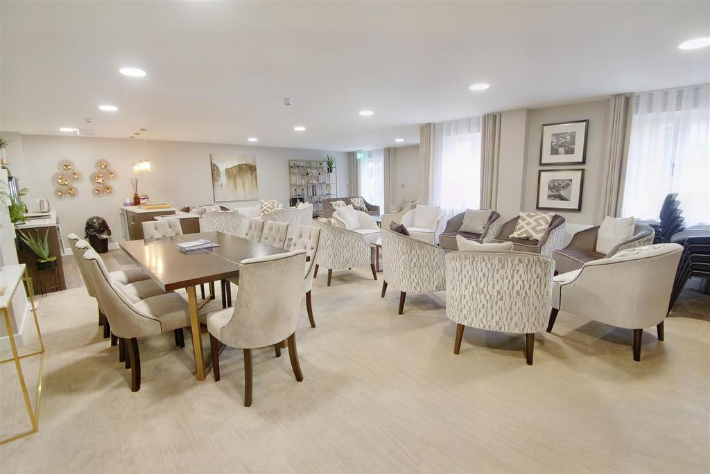 8560386-interior12.jpg