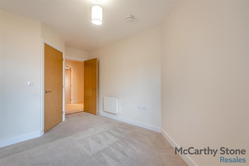 8662132-interior06.jpg