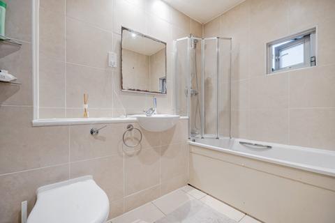 2 bedroom flat for sale, Upper Tooting Road, London, SW17
