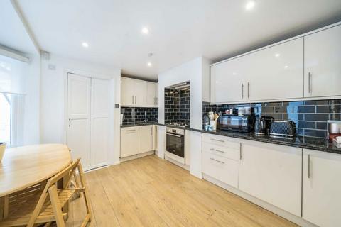 undefined, St. Luke's Avenue, London SW4
