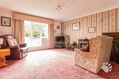 2 bedroom retirement property for sale, Stilemans, Wickford SS11