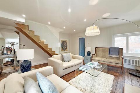 3 bedroom townhouse for sale, Swan Hill, Shrewsbury