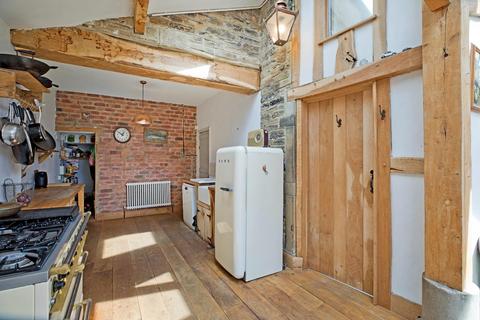 5 bedroom end of terrace house for sale, Wheatley Lane, Ilkley LS29