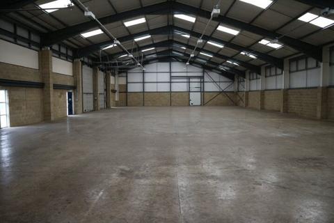Warehouse to rent, 199-215 Cardiff Rd Reading RG1 8HT
