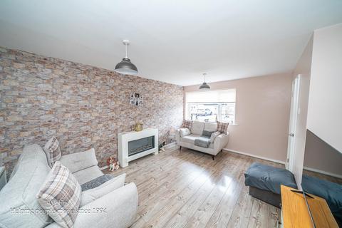 34 Honiton Way, Walsall, WS9 0JS