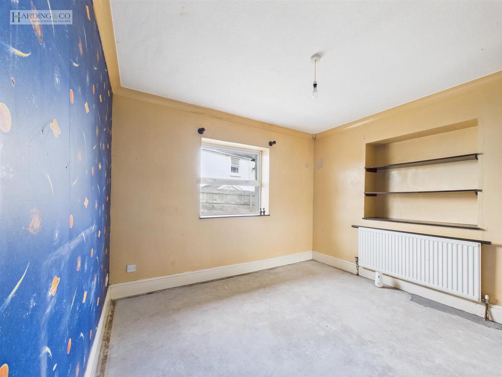 Bedroom 2 .1.jpg