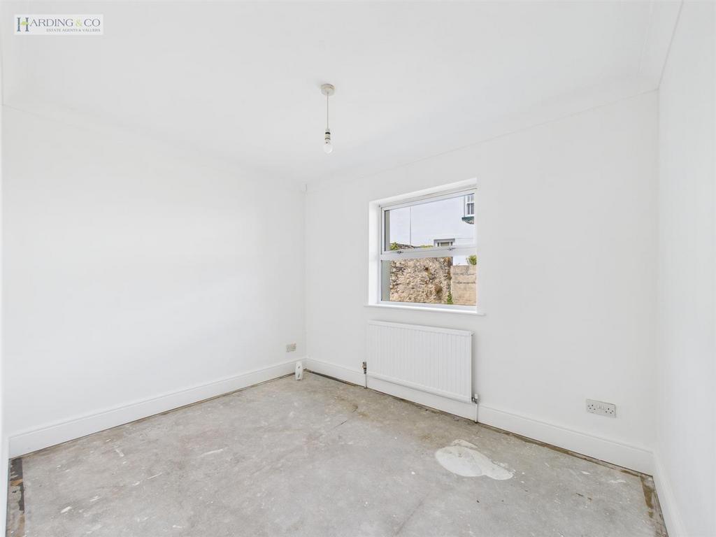 Bedroom 3.jpg