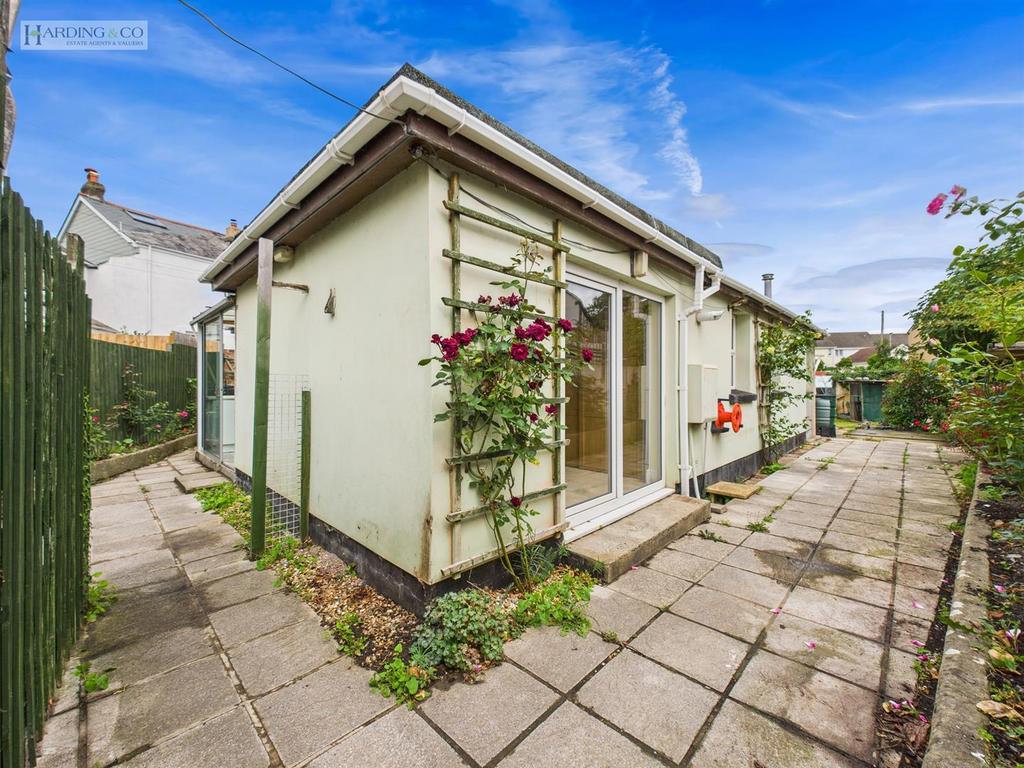 Property front 1.jpg