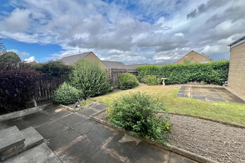 37 Badger Hill, Brighouse, HD6 3QX