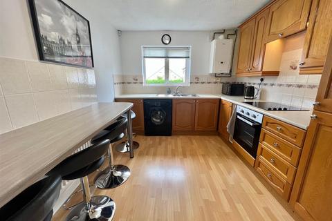 37 Badger Hill, Brighouse, HD6 3QX