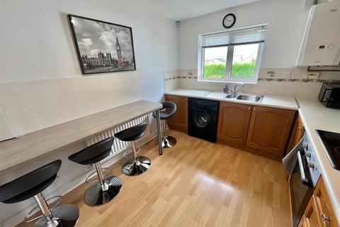 37 Badger Hill, Brighouse, HD6 3QX