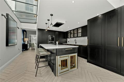 3 bedroom semi-detached house for sale, Giggs Hill Villas, Portsmouth Road, Thames Ditton, KT7