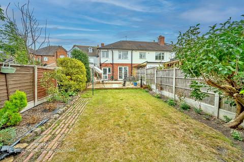 3 bedroom end of terrace house for sale, High Street, Cheslyn Hay, Walsall WS6