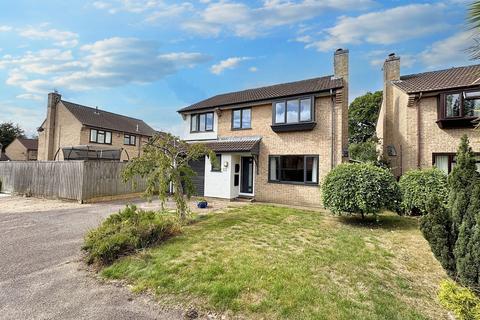 Bluebell Avenue, Tiverton, EX16