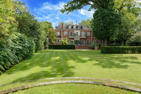 undefined, Hampstead Lane, London, N6