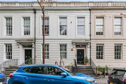 2 bedroom flat for sale, Flat 2, 7 Lansdowne Crescent, Glasgow, Glasgow City, G20