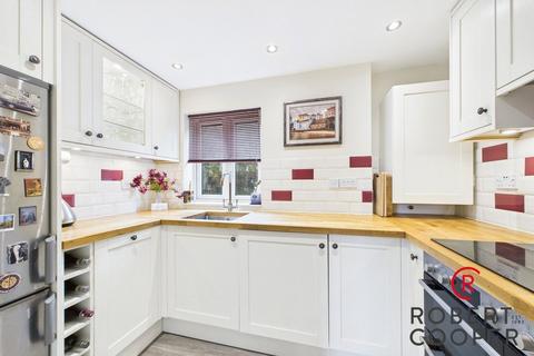 undefined, Pages Lane, North Uxbridge, UB8