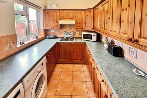 3 bedroom semi-detached house for sale, Victoria Crescent, Staffordshire DE14