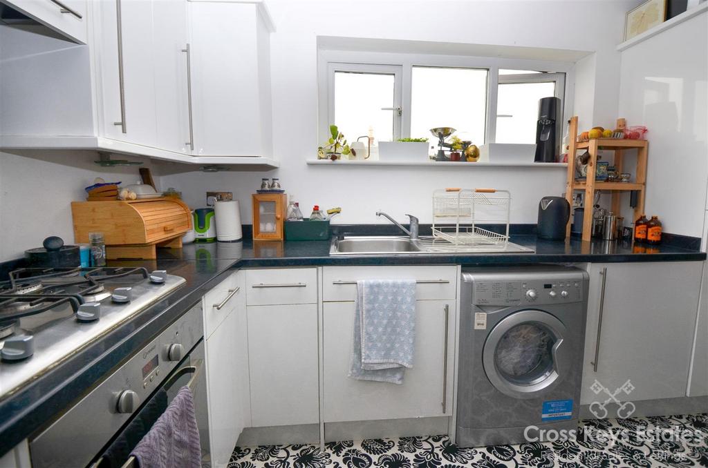 Sitting Room/Kitchen
