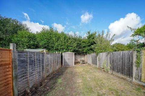 9 Adstone Road, Caddington, Luton, LU1 4JF