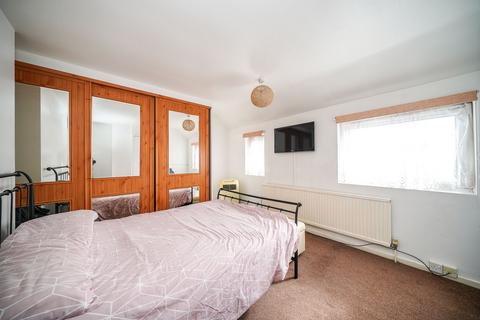 9 Adstone Road, Caddington, Luton, LU1 4JF