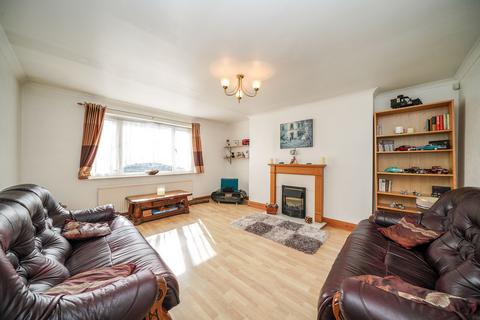 9 Adstone Road, Caddington, Luton, LU1 4JF