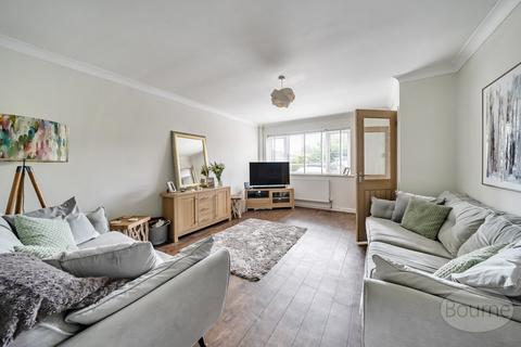 4 bedroom semi-detached house for sale, Chambers Road, Ash Vale GU12