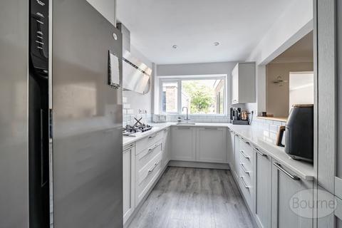 4 bedroom semi-detached house for sale, Chambers Road, Ash Vale GU12